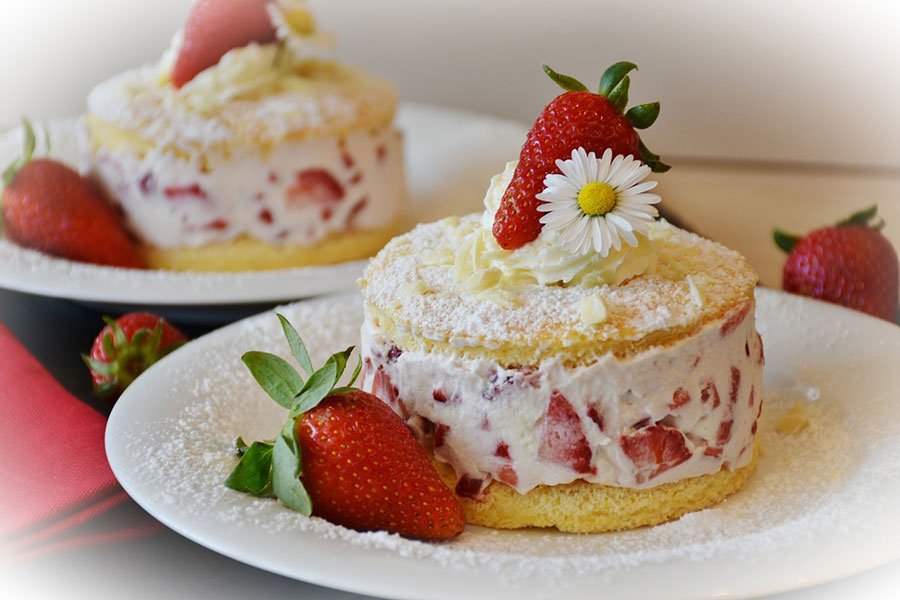 Small strawberry cupcakes